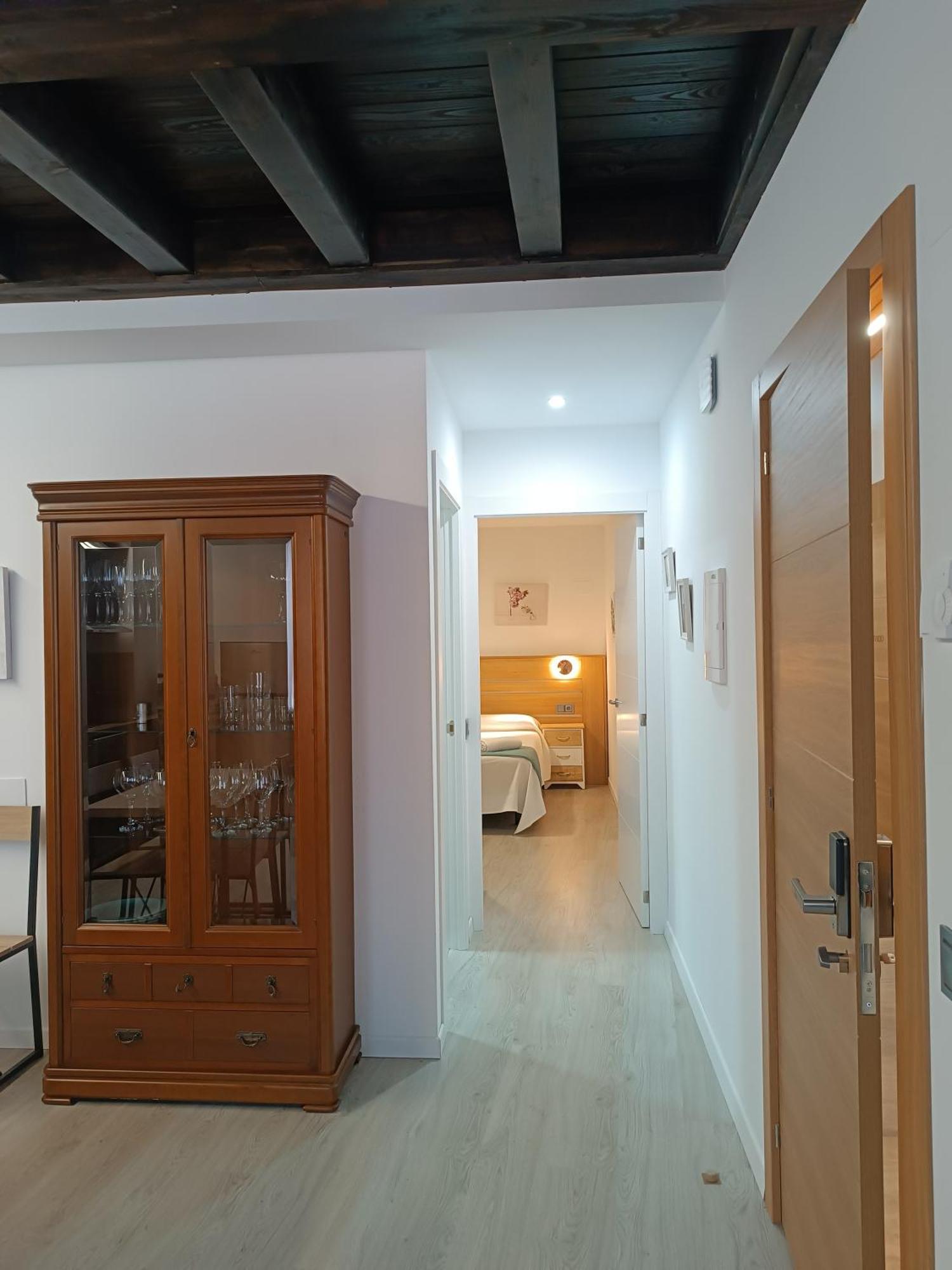 Apartamentos Turisticos Avila Puerta Del Puente 1-3 Extérieur photo